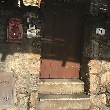 Artemisia Life Bed and Breakfast *